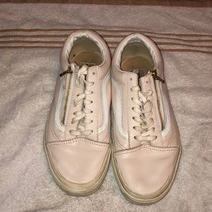 LIGHT PINK ZIP UP VANS